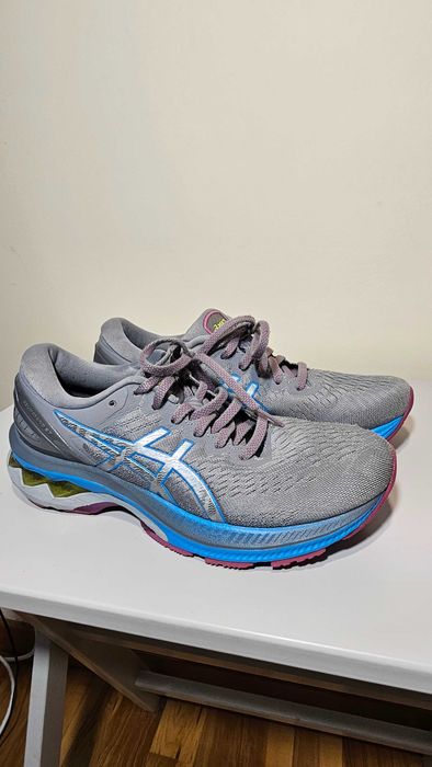 Buty sportowe Asics model Gel-Kayano 27, 39,5