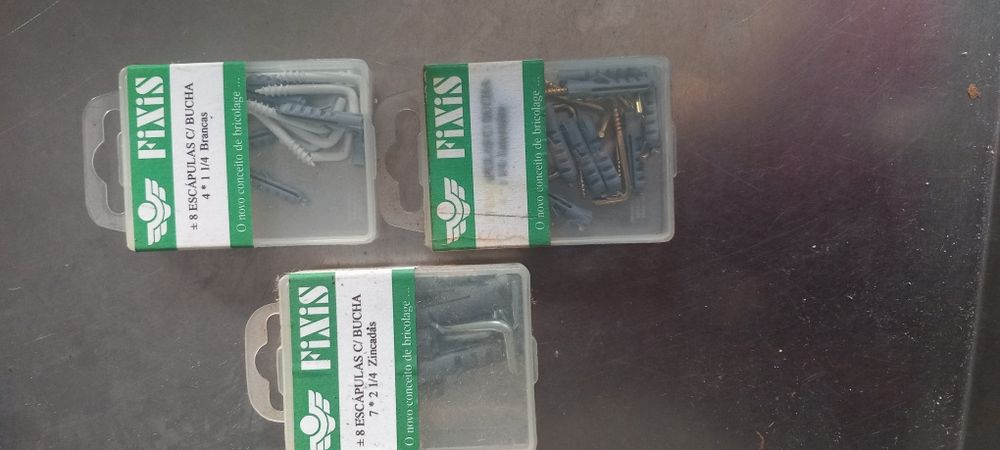 Parafusos,  camarões...