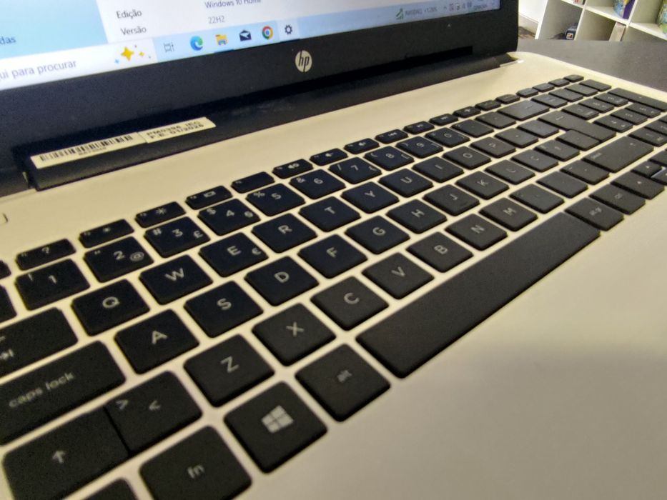Portátil HP 260 g4