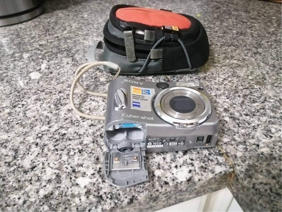 Sony Camera64585813697153121