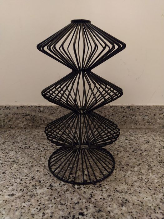 Vaso em ferro decorativo
