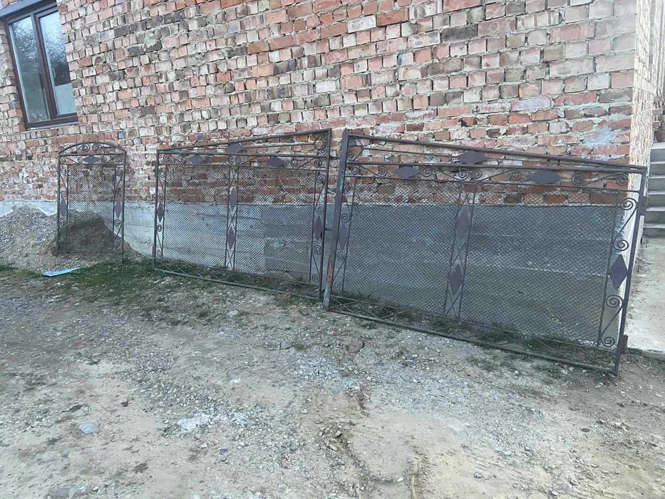 Ворота, брама і фіртка