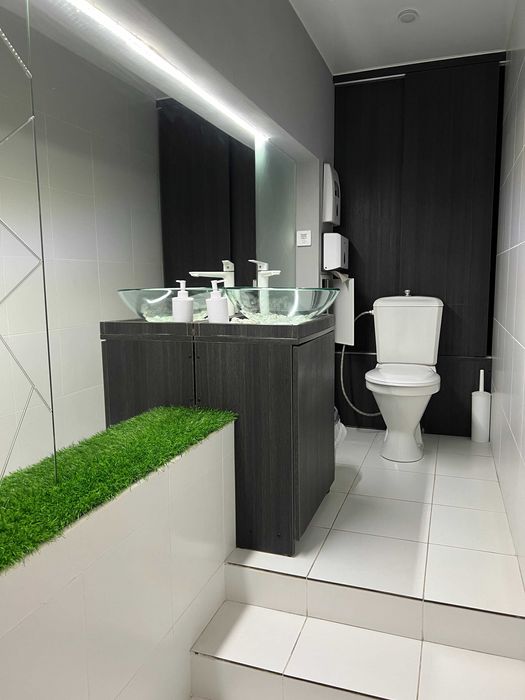 Оренда приміщення на Виставці