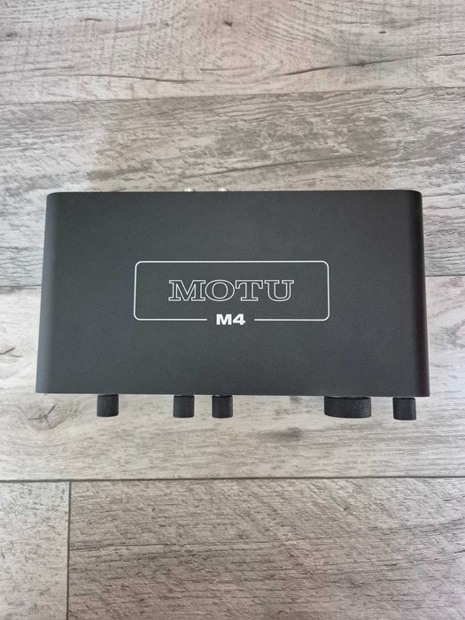 MOTU M4 Interface505496460068147201