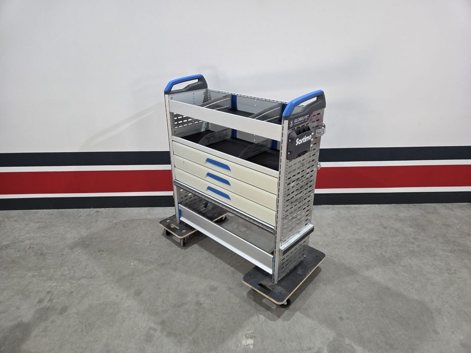Zabudowa busa serwisowa warsztatowa Trafic VIVARO PRIMASTAR TRANSIT CUSTOM SCUDO