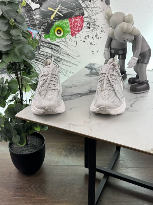 Кросівки Hoka Clifton 10 36 розмір Е15667