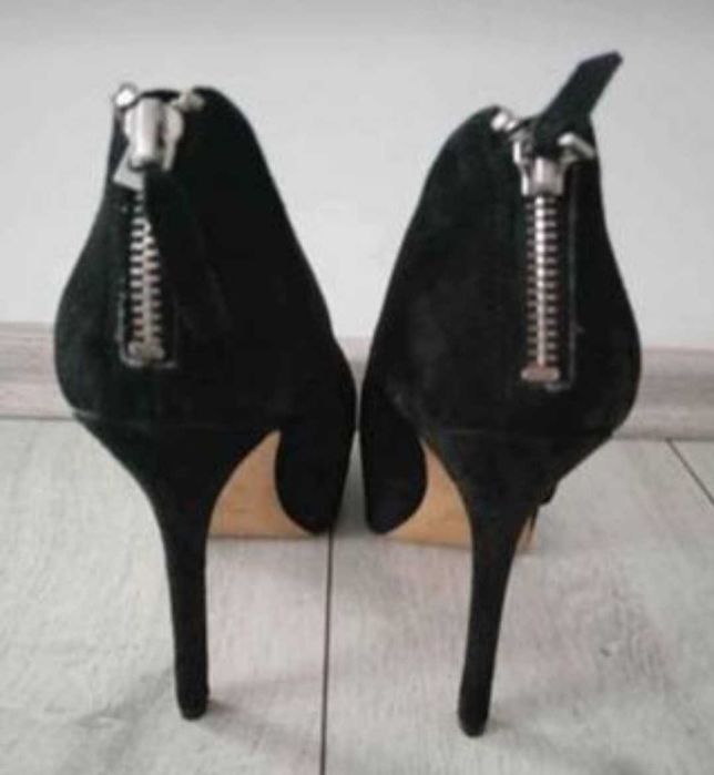 Czarne zamszowe botki nine west 8W (39)