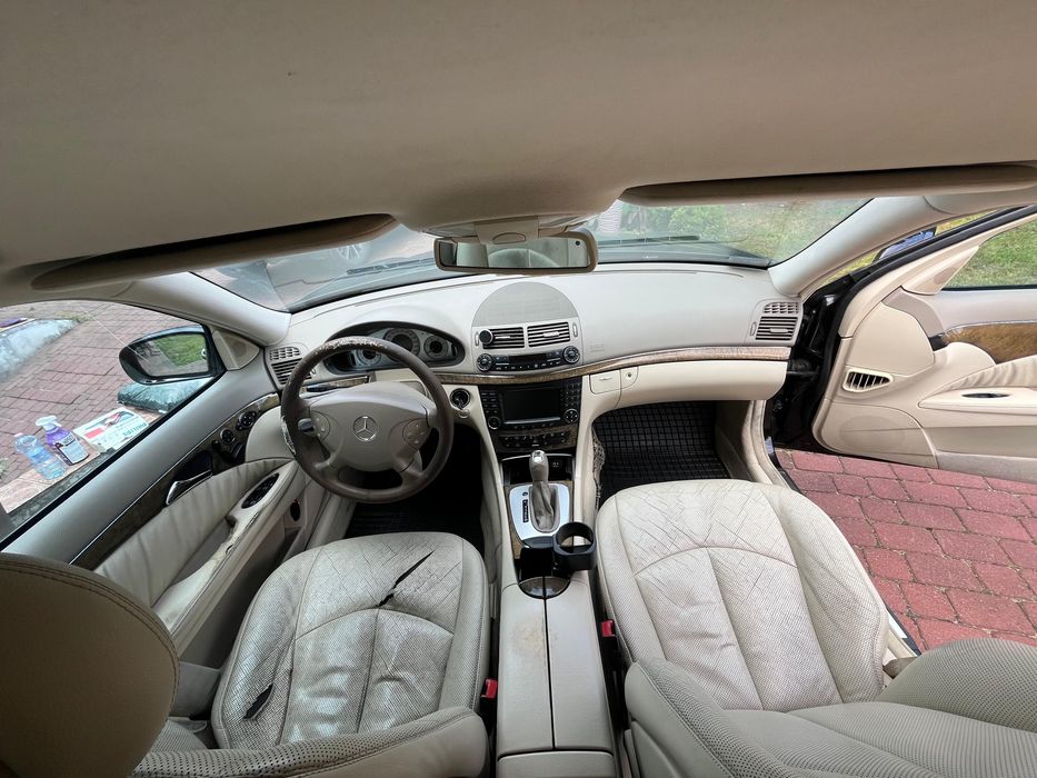 Mercedes-Benz E270 CDI 2005r. W211 AVANTGARDE