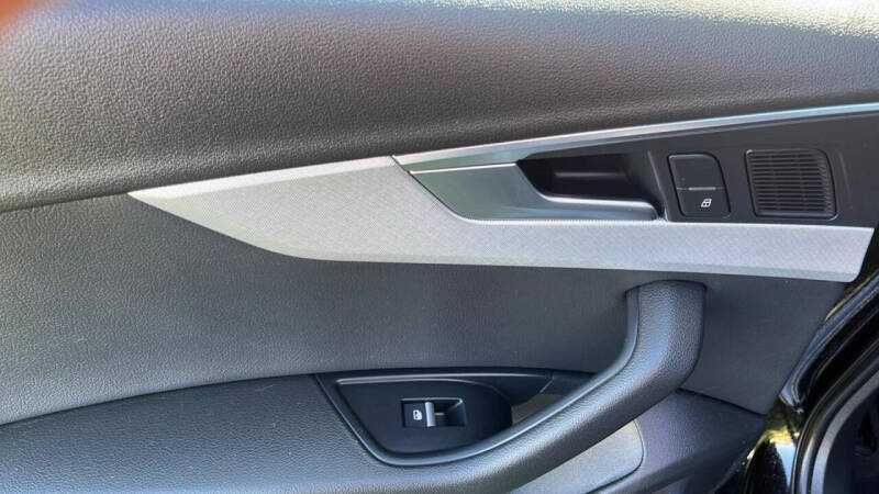 2017 Audi A4 Premium Plus