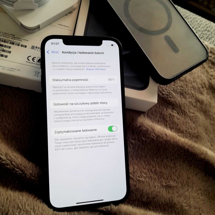 Iphone 12 64gb 6 cali super stan 86% kondycji 100% sprawny