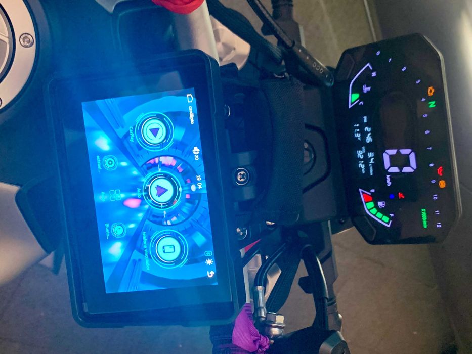 Voge 350 AC neo-retro