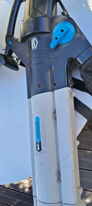Odkurzacz bardzo mocny z opcją dmuchawy