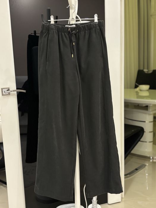 Стильний костюм  ZARA