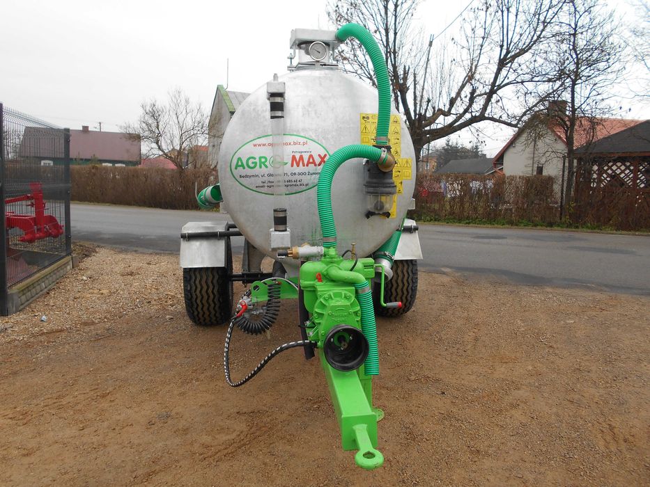 WÓZ ASENIZACYJNY/ beczkowóz/ wóz na gnojowicę AGROMAX węże/aplikator
