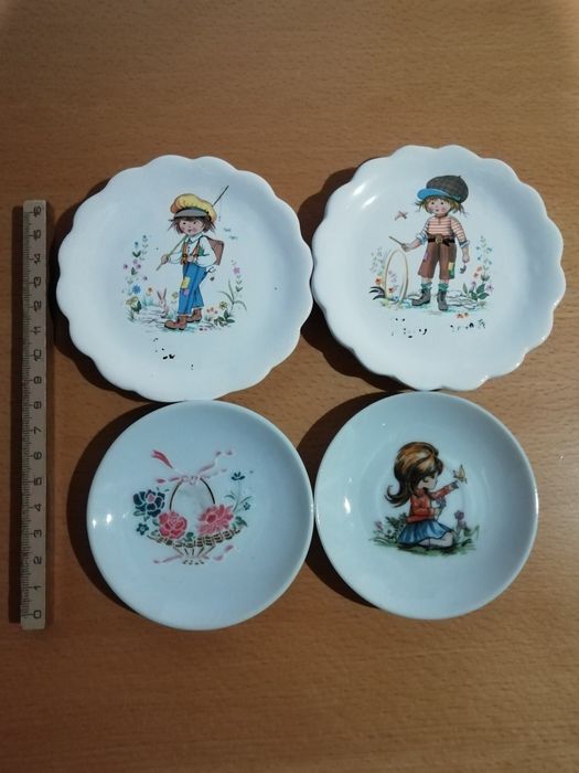 Conjunto de pratos portugueses.