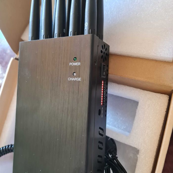 Глушилка РЭБ  10Вт со встроеным аккумулятором  GSM GPS 4G 3G, 5.8G, DCS, Wi-Fi, GPS-Гарантия