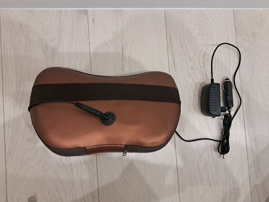 Масажна подушка Car & Home Massage Pillow