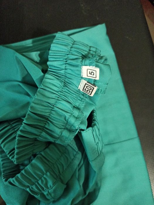 Халати ЖІНОЧІ 50 і 52 , штані 50