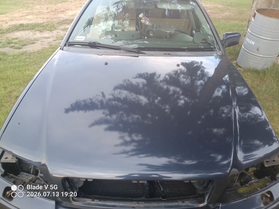 Maska Volvo V40 2003r