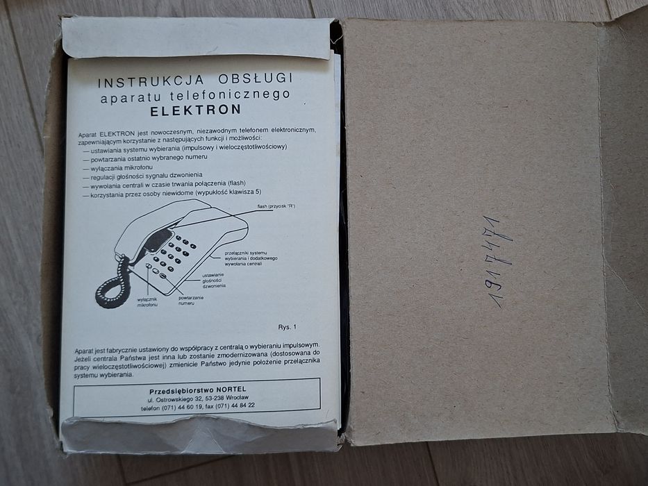 Telefon elwro z oryginalnym pudełkiem stacjonarny elektron bordowy