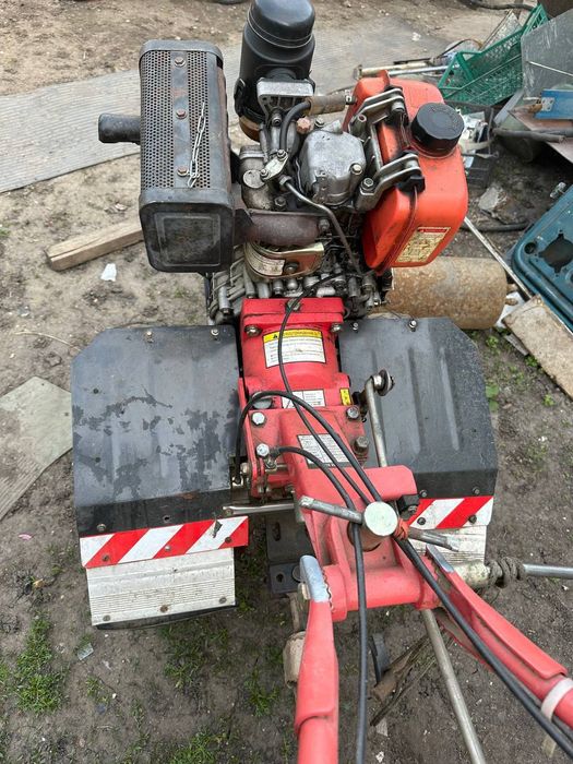 Продам мотоблок в комплекті