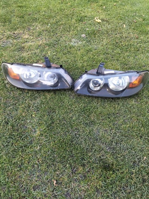 Lampy przednie do nissan almera 2005 r.