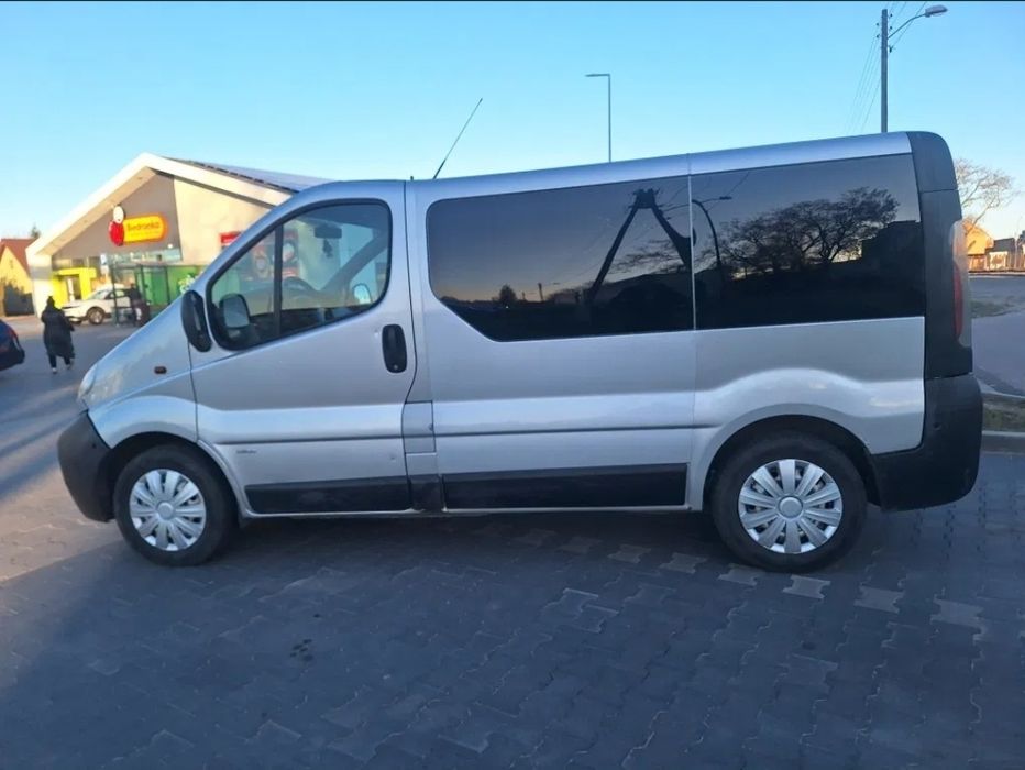 Автобус Рено Трафік 1.9 CDTI дизель з Європи під замовлення. Renault Trafic 

Рік: 2002 | Пробіг: 340 000 km | Двигун:

1.9 Diesel

КПП: Manualna