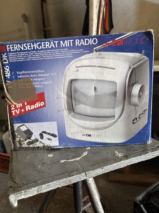 Przenosny telwwizor