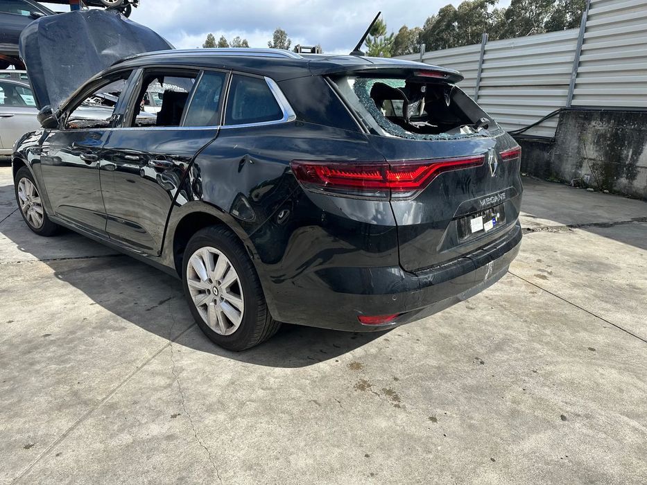 RENAULT MEGANE IV SPORT TOURER FASE II 1.3 TCE 140 CV CAIXA AUTO