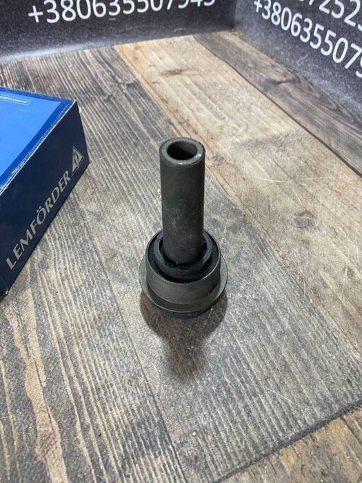 Сайлентблок заднего поперечного ричага Mercedes S-Class W140 1128701 / 1403331714 новий Lemforder