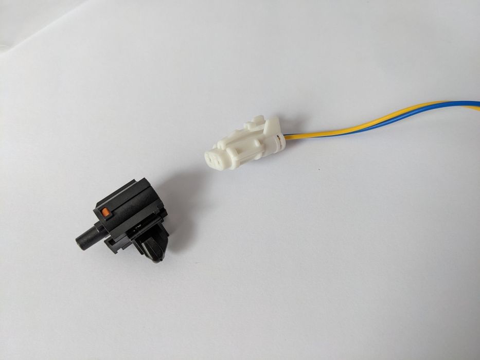 Датчик температури Tsla