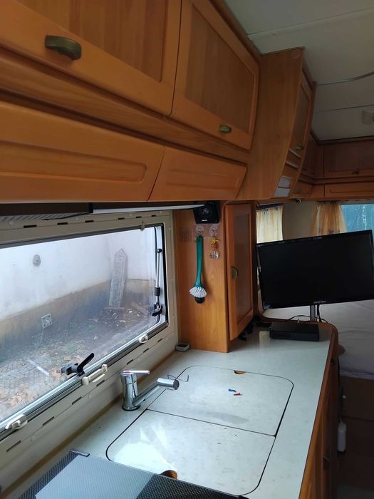 Caravana HYMER 230