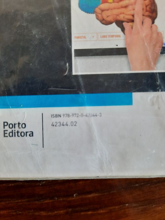 Livros "Eu e a Química 12" manual e caderno de laboratório