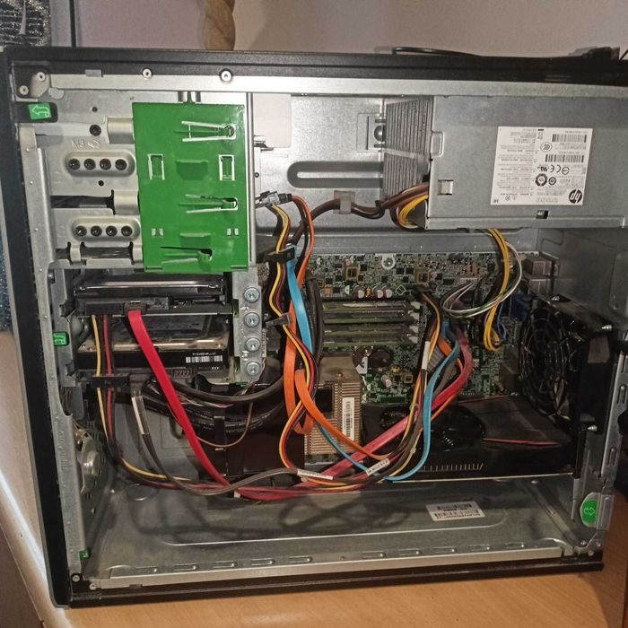 Komputer HP Compaaq Elite 8300 Microtawer karta graficzna Nivida 1050