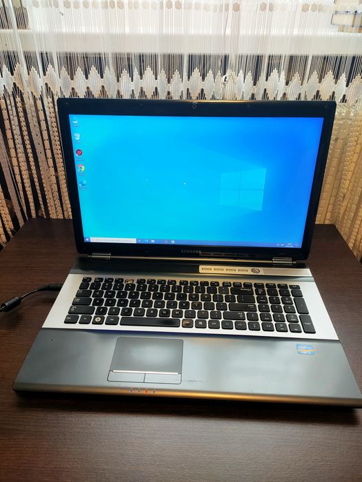 Ноутбук Samsung rf711 i7 geforce