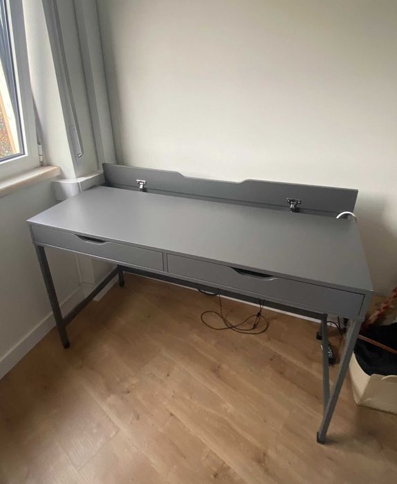 Secretária ALEX da IKEA em cinzento escuro, 132×58 cm