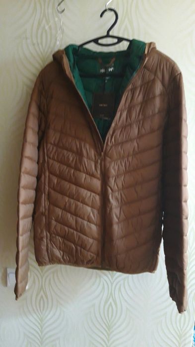 Нова чоловіча демісезонна курточка