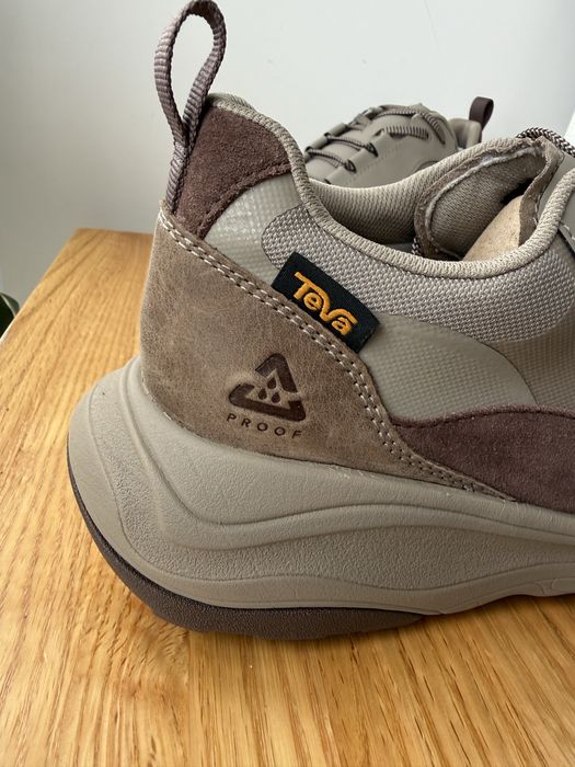 Teva WATERPROOF НЕ ПРОМОКАЮТЬ кросівки ОРИГІНАЛ 100% термо деми