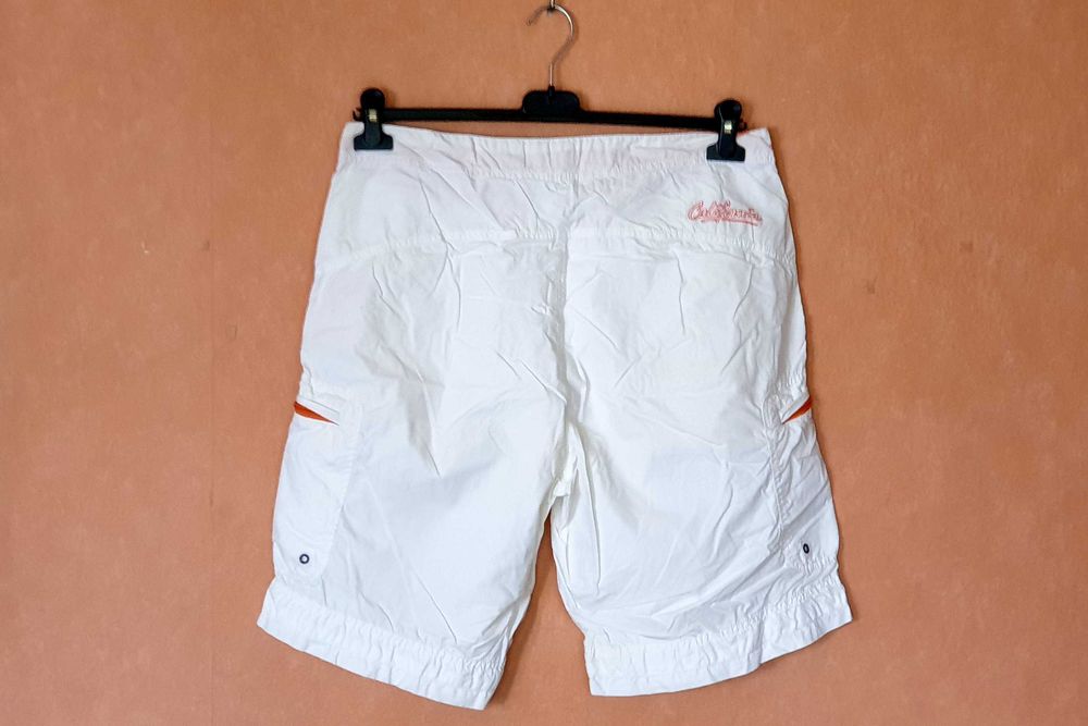 Spodenki krótkie Reserved - rozmiar L