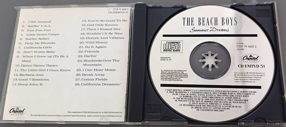 CD "Summer Dreams"  dos The Beach Boys, em ótimo estado, como novo.