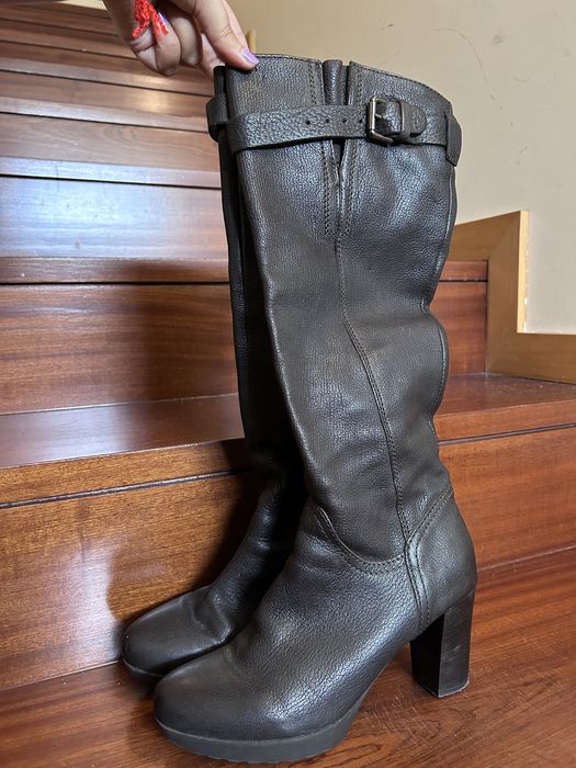 Bota de cano alto da Geox em pele