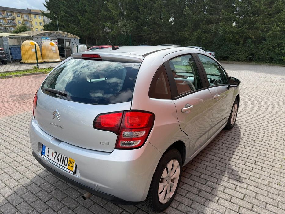 Nowy model stary dobry silnik pod lpg tempomat klimatyzacja bardzo ładny stan