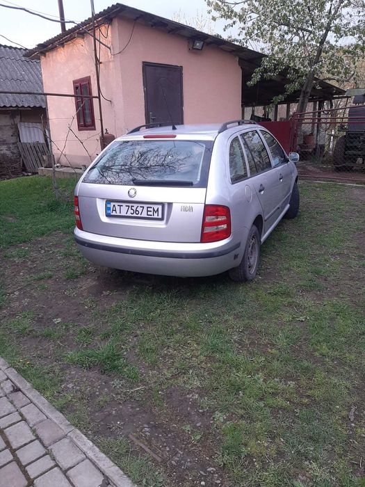 Продаж Шкода Фабіа 2002 р.