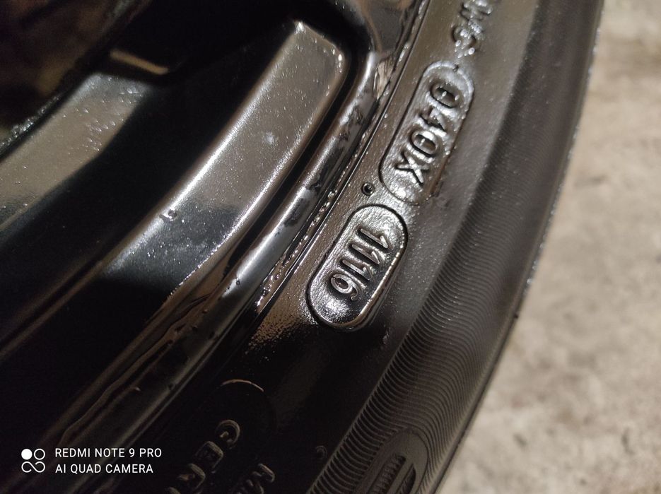 Продам комплект коліс.