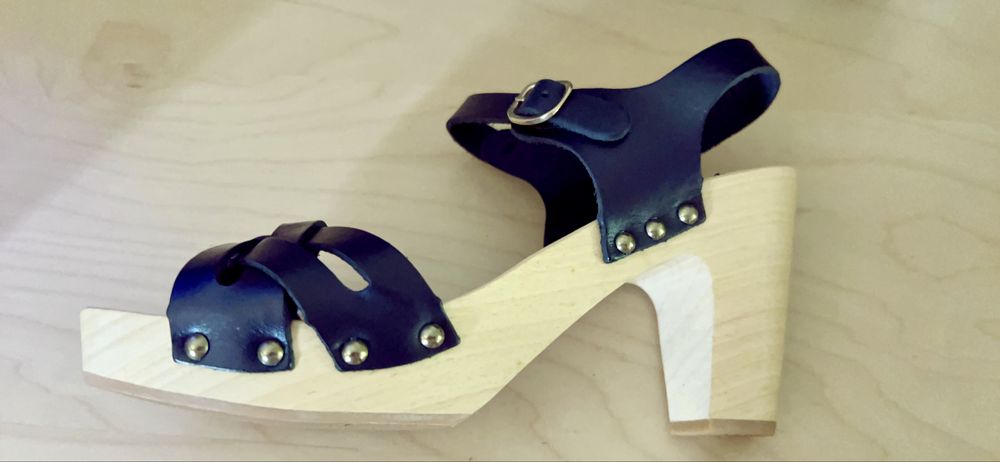 Sandálias Massimo Dutti