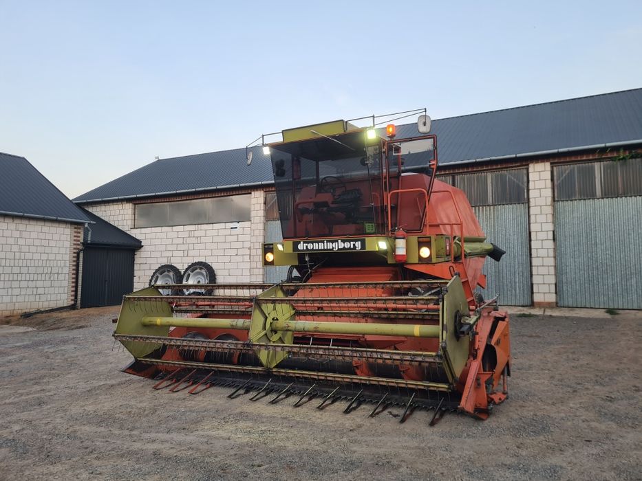 Dronningborg D7000 heder 4.30m. Tani transport. Garażowany. Jak Massey Ferguson nie Bizon
