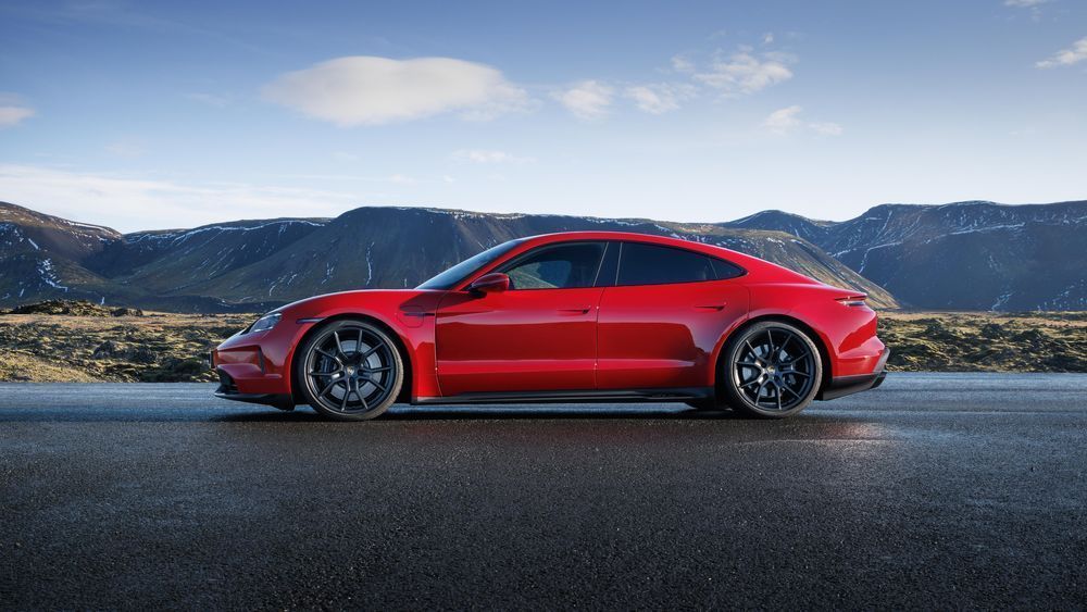 Porsche Taycan Black Edition