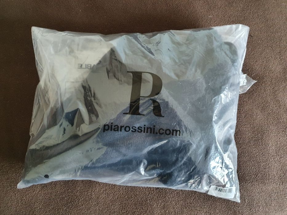 Cachecol / Echarpe / Manta Preto com Borlas - PIA ROSSINI C/ Etiqueta