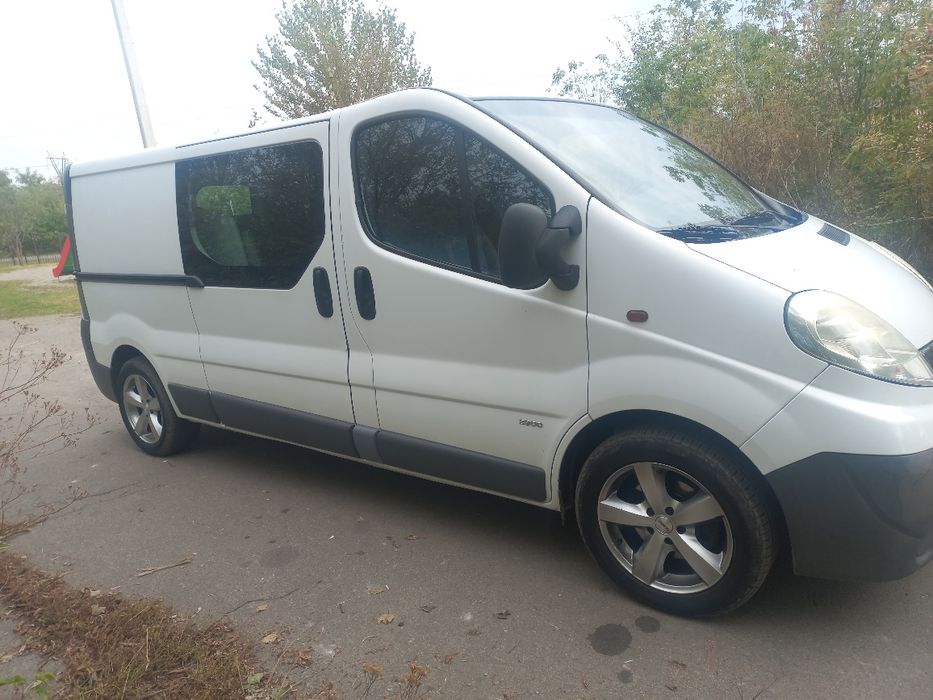 Опель Віваро тільки для Зсу