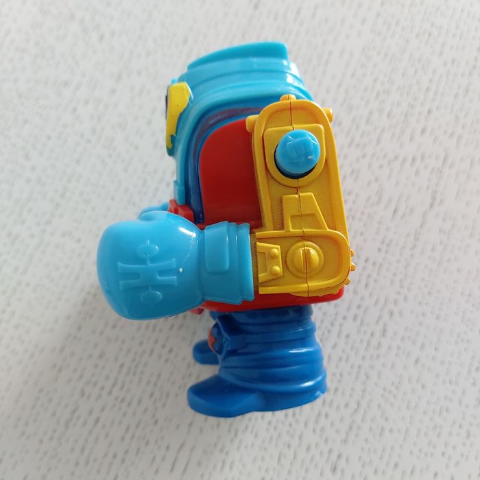 Superthings Power Bot duża figurka na Super Things